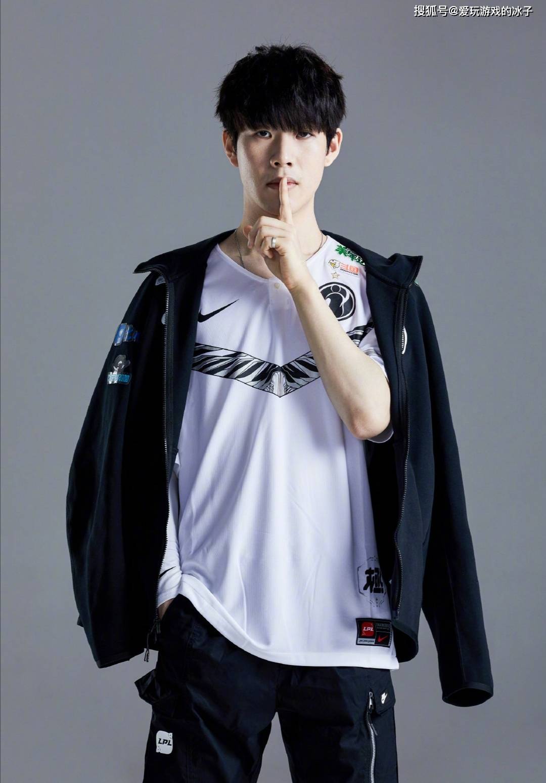 Falcons 报仇 9z 以预定 BetBoom Dacha 季后赛席位