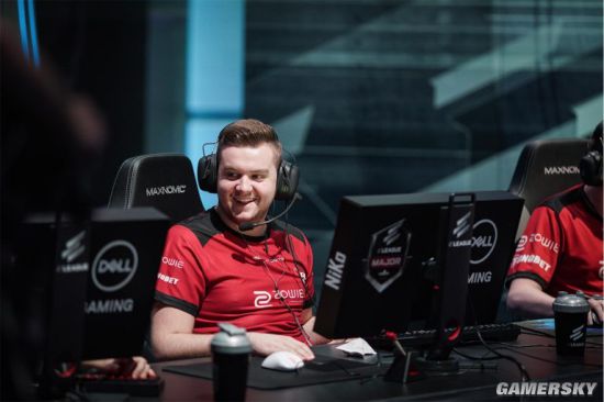 电竞比分Thorin怒喷Major赛制：BO1赛制的Major就是镀金垃圾